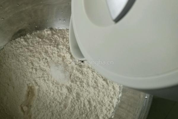 香菇香菜猪肉饺的做法图解1