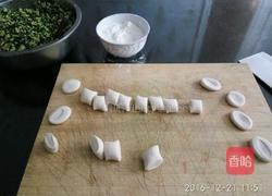 韭菜鸡蛋饺子的做法图解4