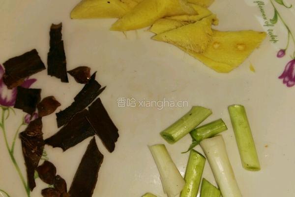 麻辣小干鱼的做法图解2