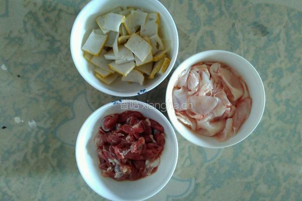 鱼泡猪腰粥的做法图解1