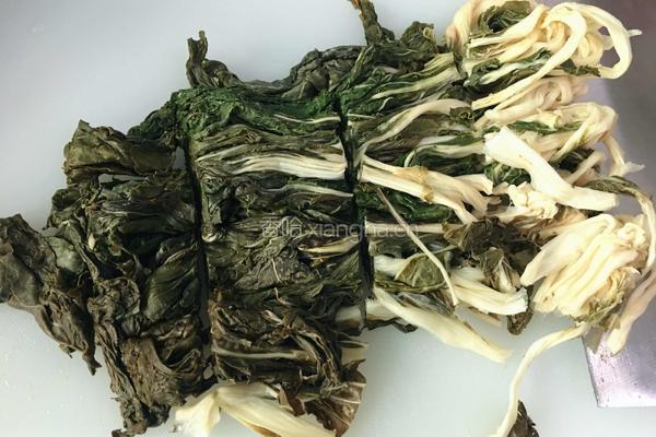 南北杏菜干瘦肉汤的做法图解5