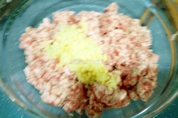 五彩饺子的做法图解5