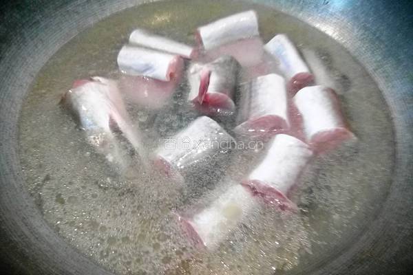 红烧鳗鱼的做法图解4
