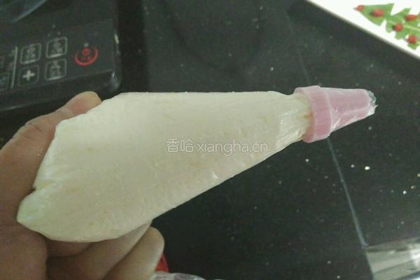 草莓圣诞老人的做法图解6