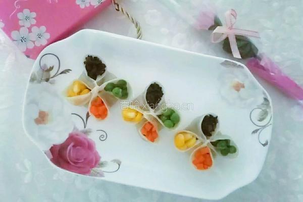 猪肉馅四色饺的做法图解11