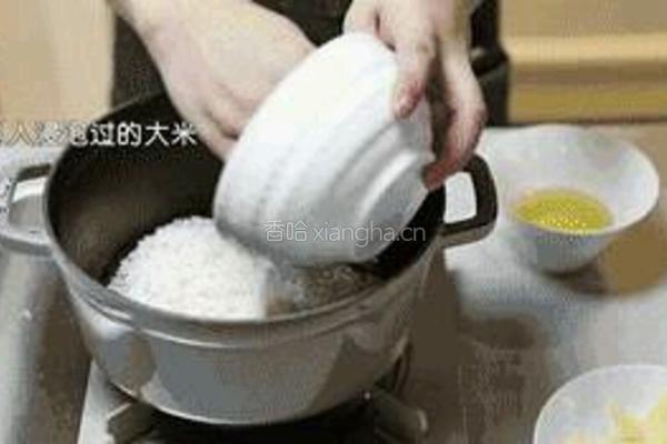 冬笋腊肉饭的做法图解1