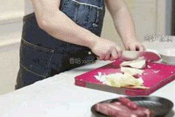 冬笋腊肉饭的做法图解2