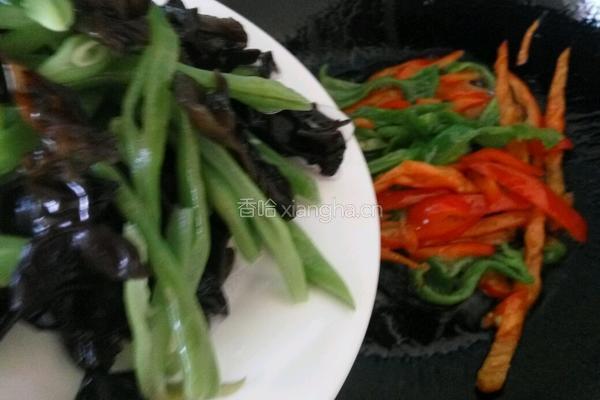 芸豆丝炒木耳的做法图解8