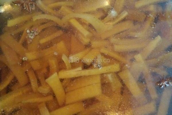 肉皮冻的做法图解3