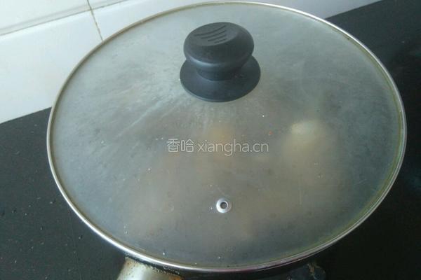 金针菇鱼头汤的做法图解9