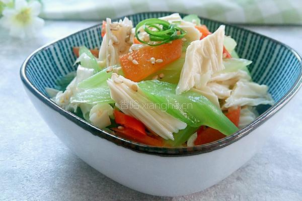 爽口芹菜拌腐竹的做法图解9