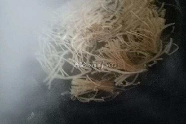 木耳肉丝汤的做法图解2
