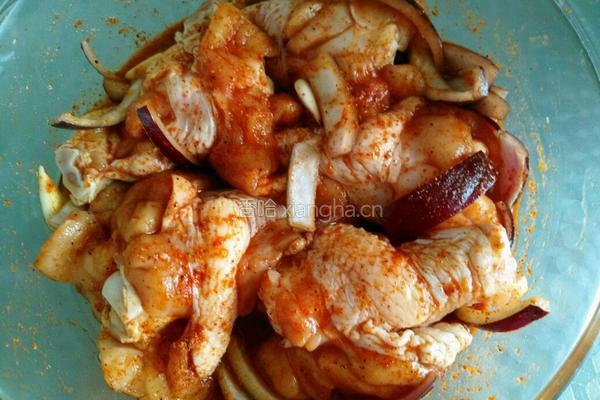 鸡腿驯鹿饭团的做法图解2