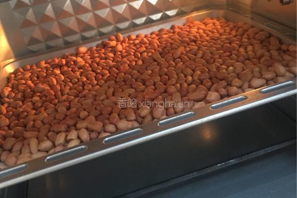 花生牛轧糖的做法图解1