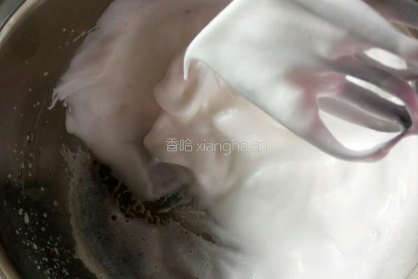 巧克力树桩蛋糕的做法图解2