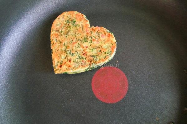 爱心蔬菜鸡蛋饼的做法图解10