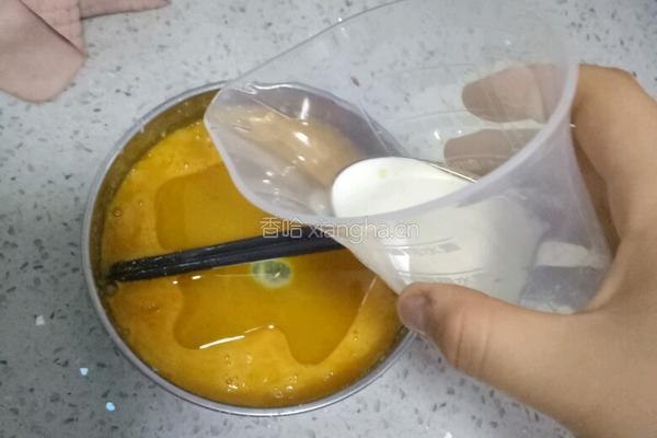 第一次失败的6寸戚风一蛋糕的做法图解8