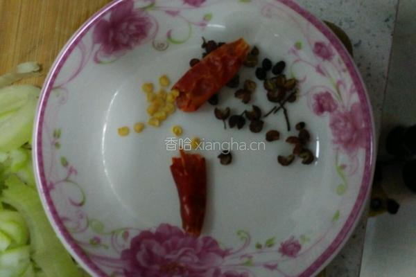 鱼头豆腐粉汤的做法图解2