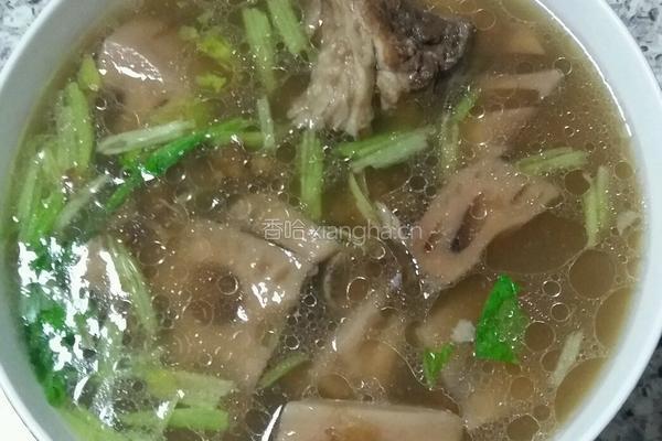 骨头莲藕汤的做法图解5