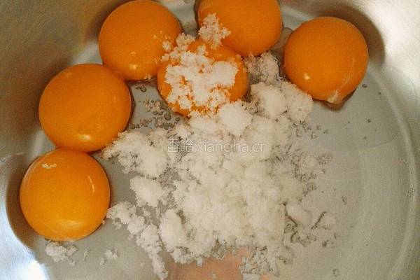 奶油蛋糕卷的做法图解3