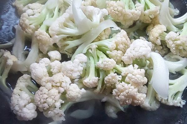 瘦肉椰菜花的做法图解1