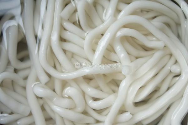 番茄鸡蛋土豆粉的做法图解2