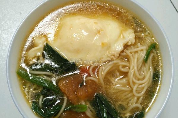 西红柿鸡蛋挂面汤的做法图解7