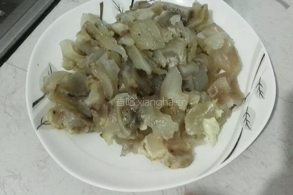 辣炒牛蹄筋的做法图解1