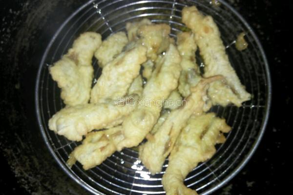 酥炸蘑菇鱼的做法图解8