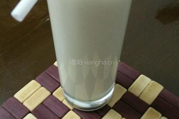 蜂蜜香蕉牛奶的做法图解7