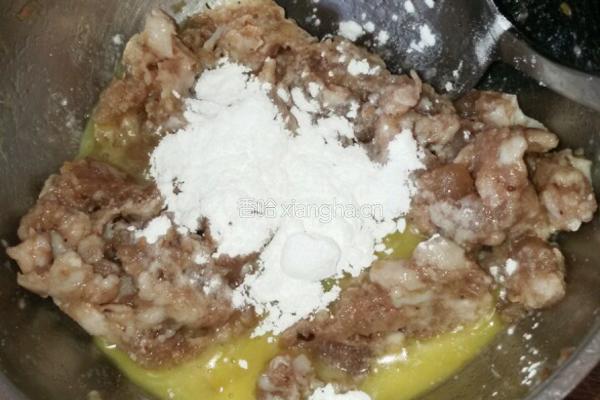 圣蛋快乐的做法图解1