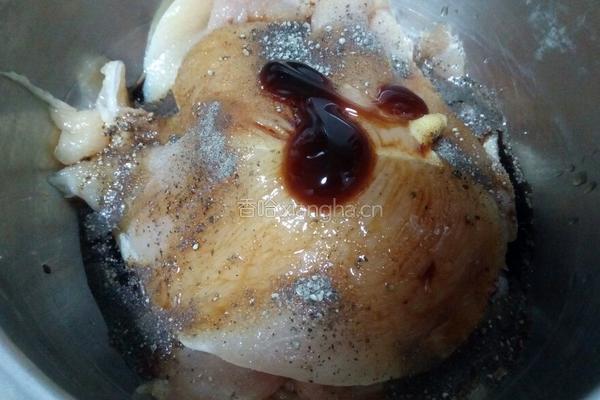 爆浆鸡肉卷（配俄式酸乳瓜）的做法图解4