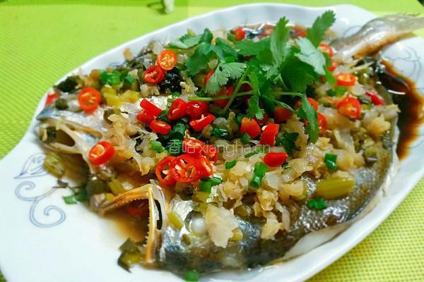 冬菜蒸黄鱼的做法图解6