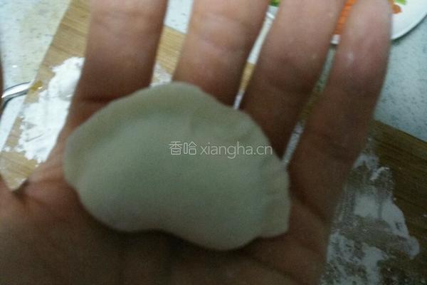 芹菜猪肉馅饺子的做法图解8