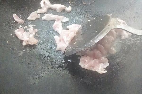 芹菜瘦肉炒米粉的做法图解2