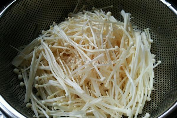 金针菇炒肉丝的做法图解4