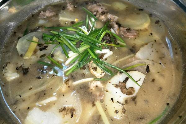 盐菜土豆汤的做法图解8