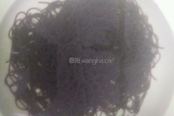 凉拌蕨根粉的做法图解2