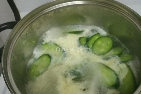 紫菜黄瓜鸡蛋汤的做法图解7