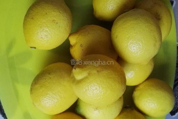 冰糖柠檬膏的做法图解1