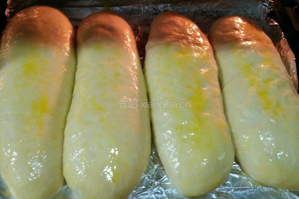 毛毛虫奶油面包的做法图解6