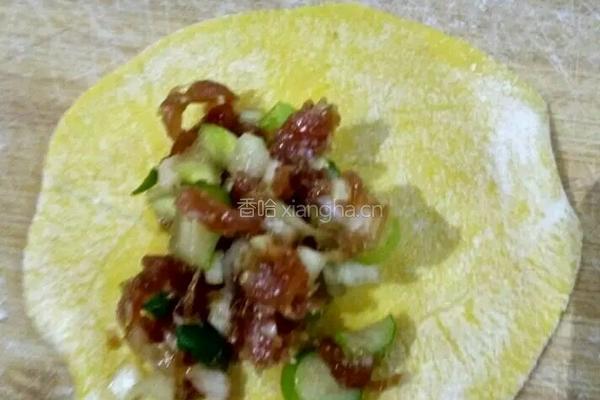 金鱼蒸饺的做法图解1