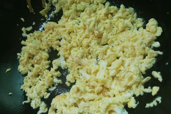 韭菜鸡蛋饺子的做法图解4
