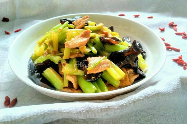 芹菜木耳炒肉的做法图解11
