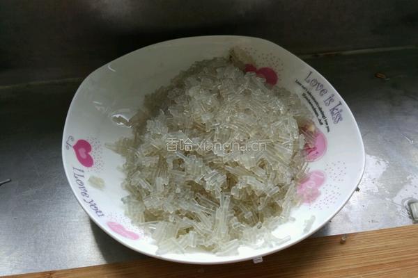 白菜猪肉饺子的做法图解4