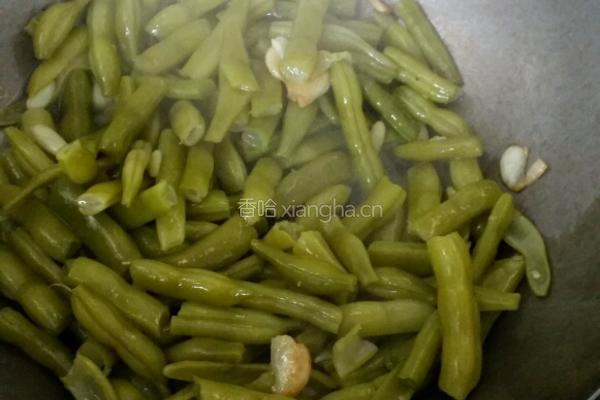 蒜炒豆角的做法图解5
