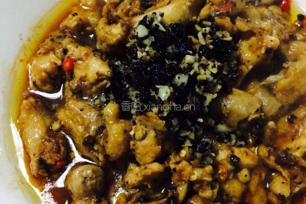 蒜茸豆鼓蒸滑鸡的做法图解5