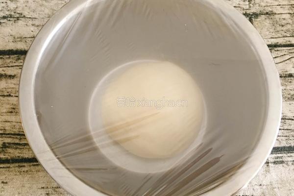豆沙面包的做法图解4