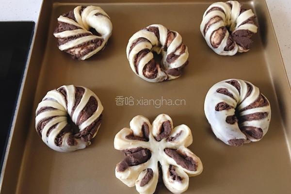豆沙面包的做法图解15