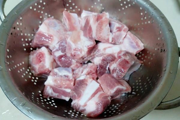 芋头蒸排骨的做法图解2